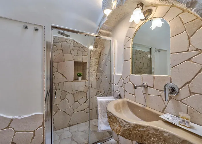 Trulli Elios צ'יסטרנינו