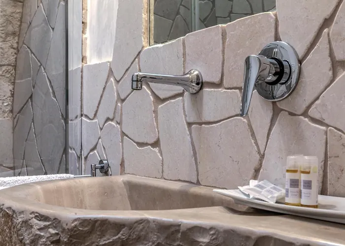 Trulli Elios צ'יסטרנינו