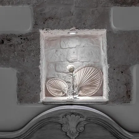 Trulli Elios *