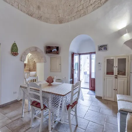 Trulli Elios Cisternino